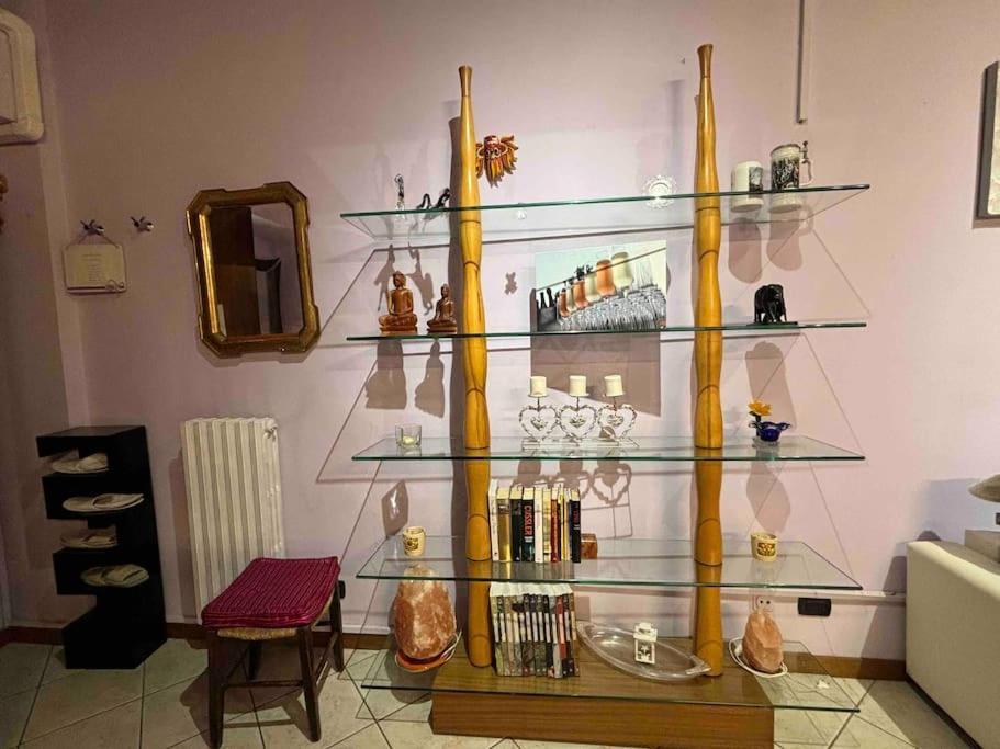 Monolocale In Piazza Isolo Apartment Verona Bagian luar foto